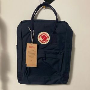 Fjallraven Kanken Backpack (16L)